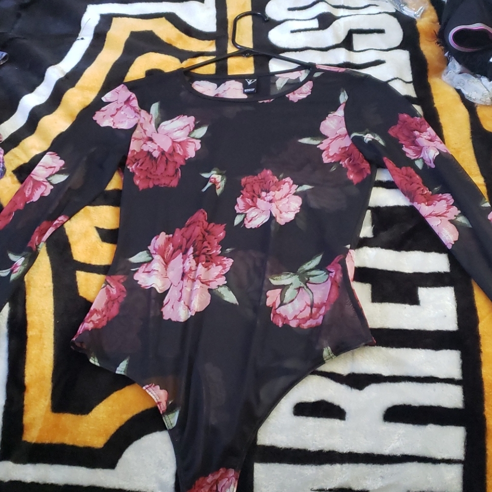 NWOT Windsor sheer bodysuit